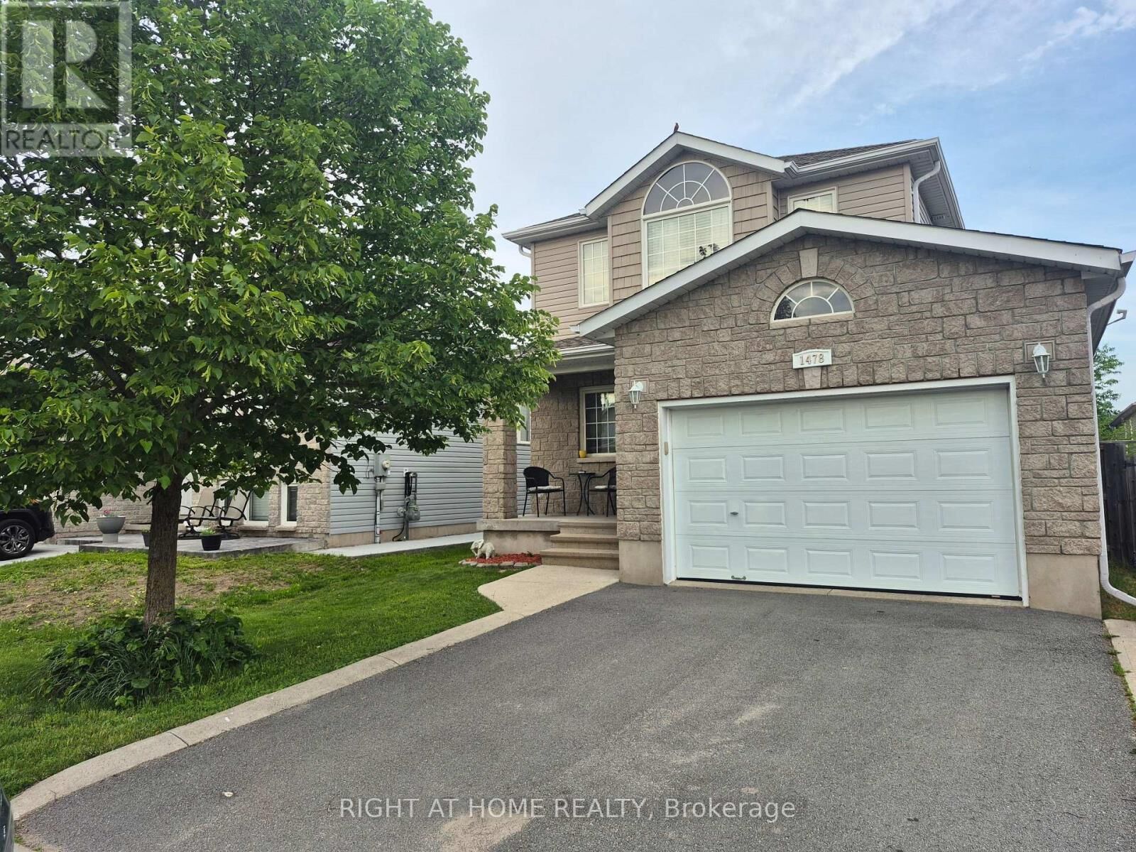 Property Photo:  1478 Albany Drive  ON K7P 0B8 