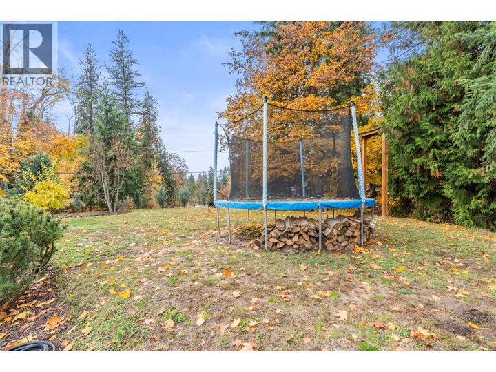 Photo de la propriété: 5615 East Vernon Road BC V1B 3K1