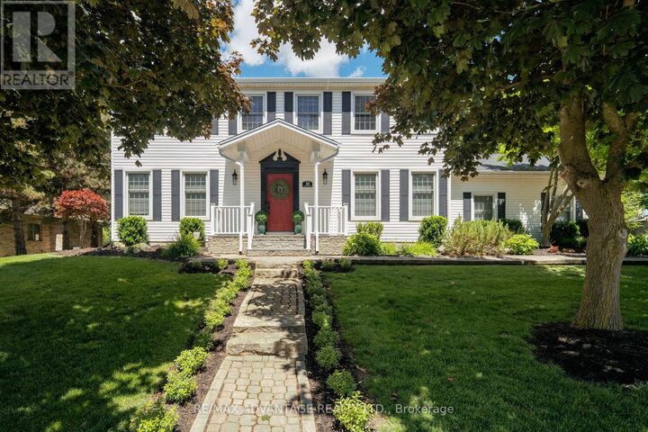 38 Dissing Crescent — photo 1