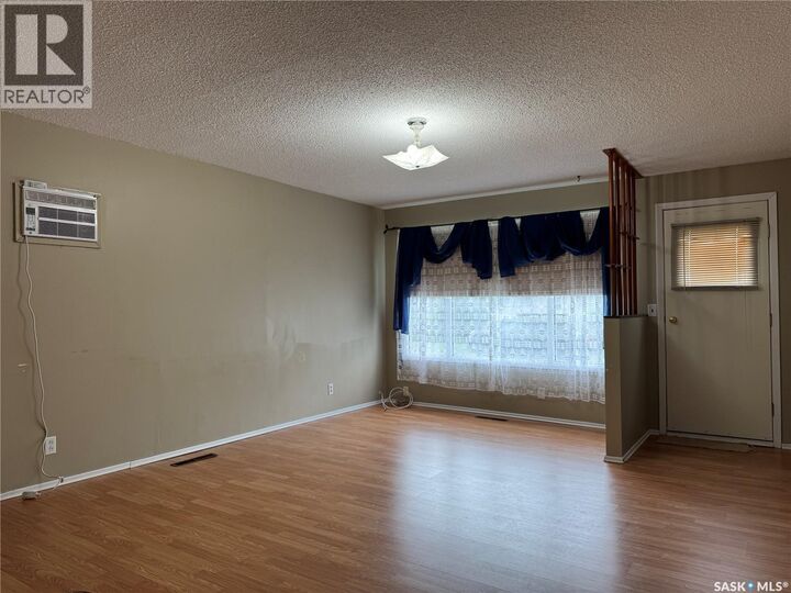 Property Photo:  143 Broadway Street  SK S0A 1A0 