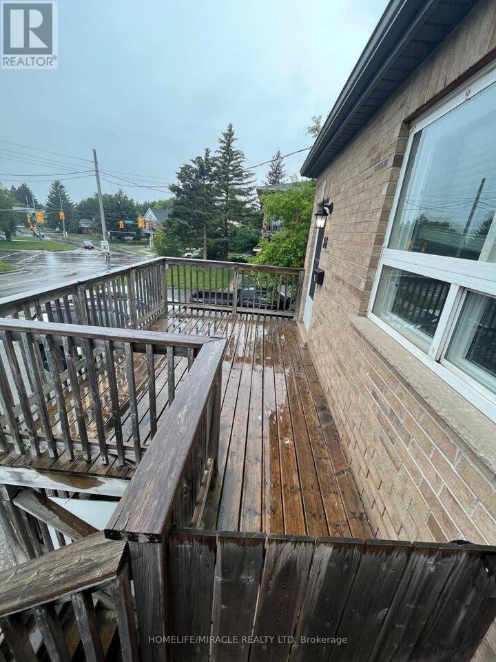 Property Photo:  86A Morgan Avenue  ON N2A 2M5 