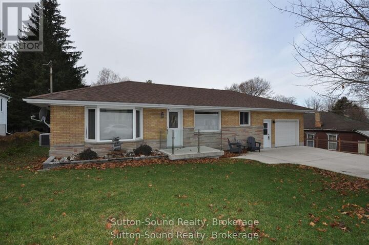 Property Photo:  10 Brownlee Street South  ON N0G 2S0 