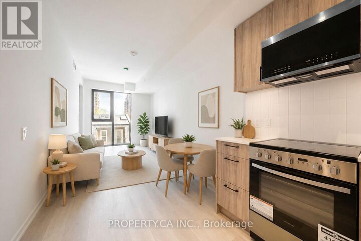 Property Photo:  109 Erskine Avenue 601  ON M4P 0G8 