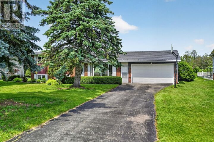 733 Stewart Boulevard — photo 1