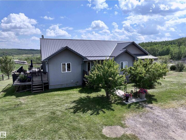 Property Photo: 57506 RR 81 AB T0A 0C7