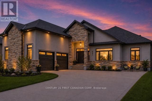 Property Photo: 941 Longworth Road ON N6K 0C9