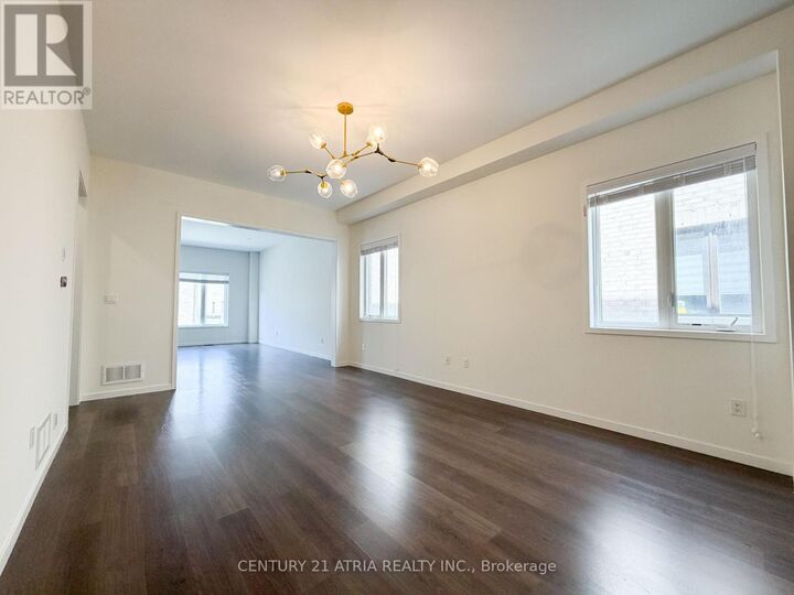 Property Photo: 405 Elyse Court ON L4G 2C9