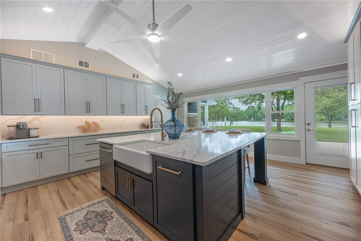 Property Photo: 1091 Sylvan Shores Drive OH 45369