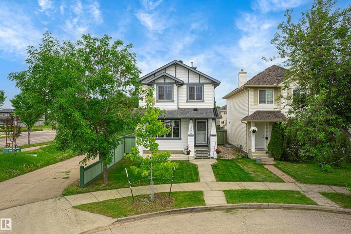 21384 88 Avenue NW — photo 1