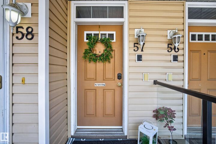 Property Photo:  3010 33 Avenue NW 57  AB T6T 0C3 