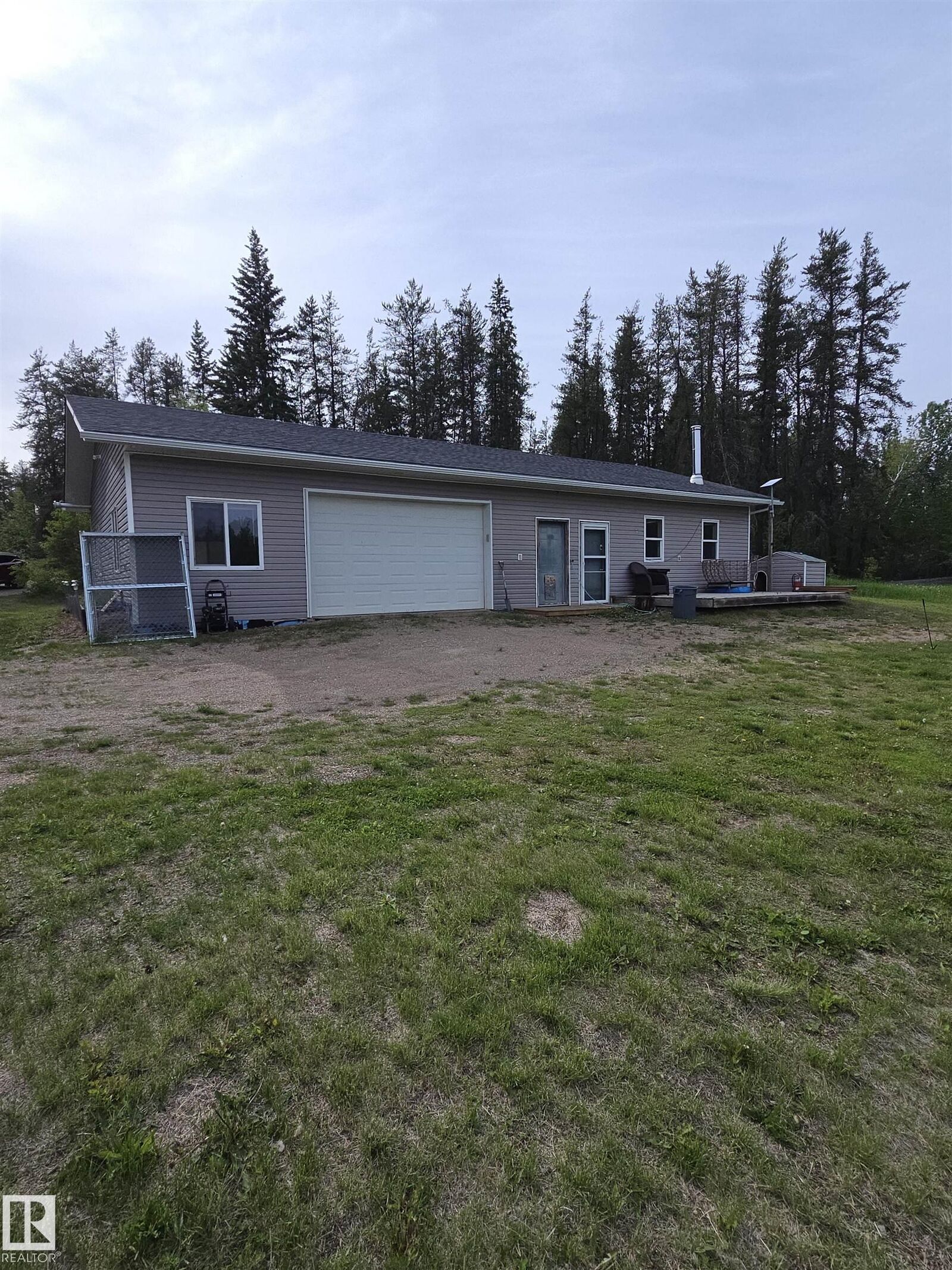 Property Photo:  64031 Rge Rd 460  AB T0A 2E0 