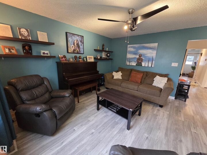 Property Photo:  2514 149 Avenue NW  AB T5Y 1X3 