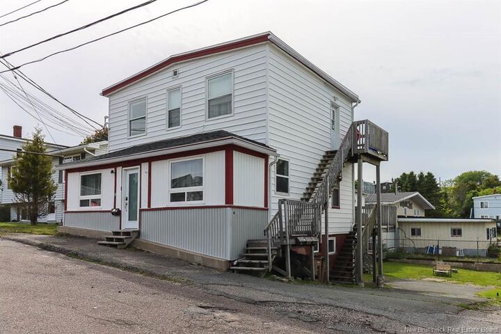 Property Photo:  20 Suffolk Street  NB E2M 2G7 