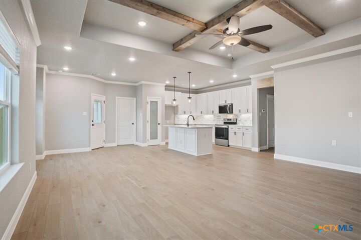 Property Photo:  1410 Flatland Trail  TX 76502 