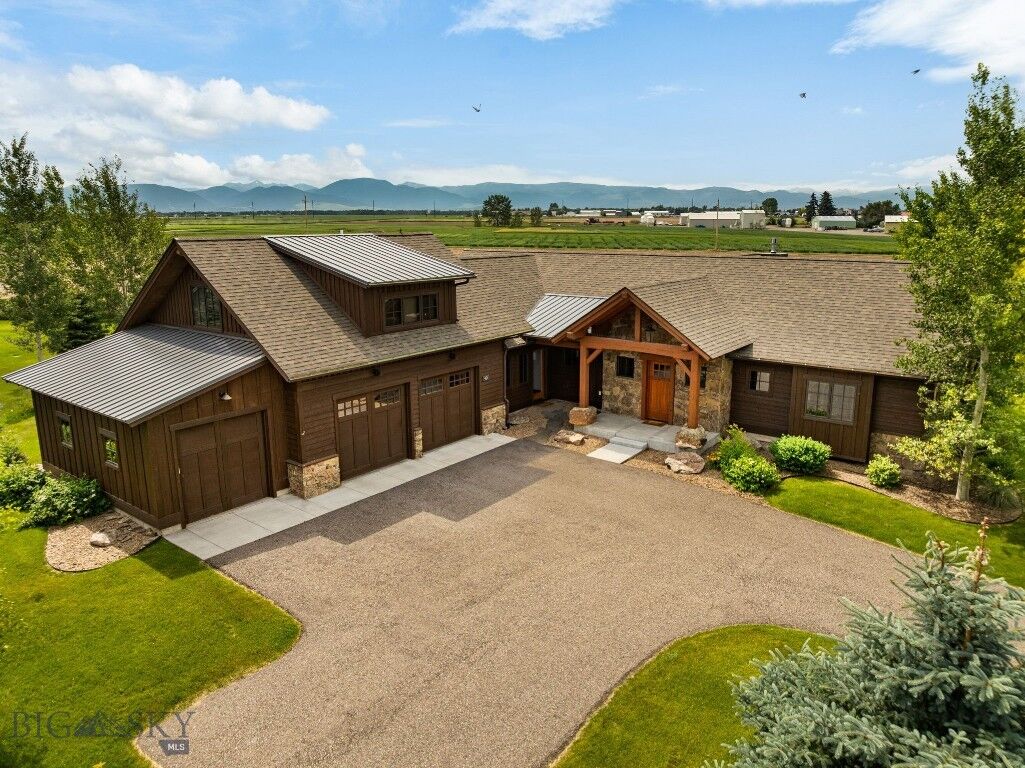Property Photo: 40 Ramrod Place MT 59718