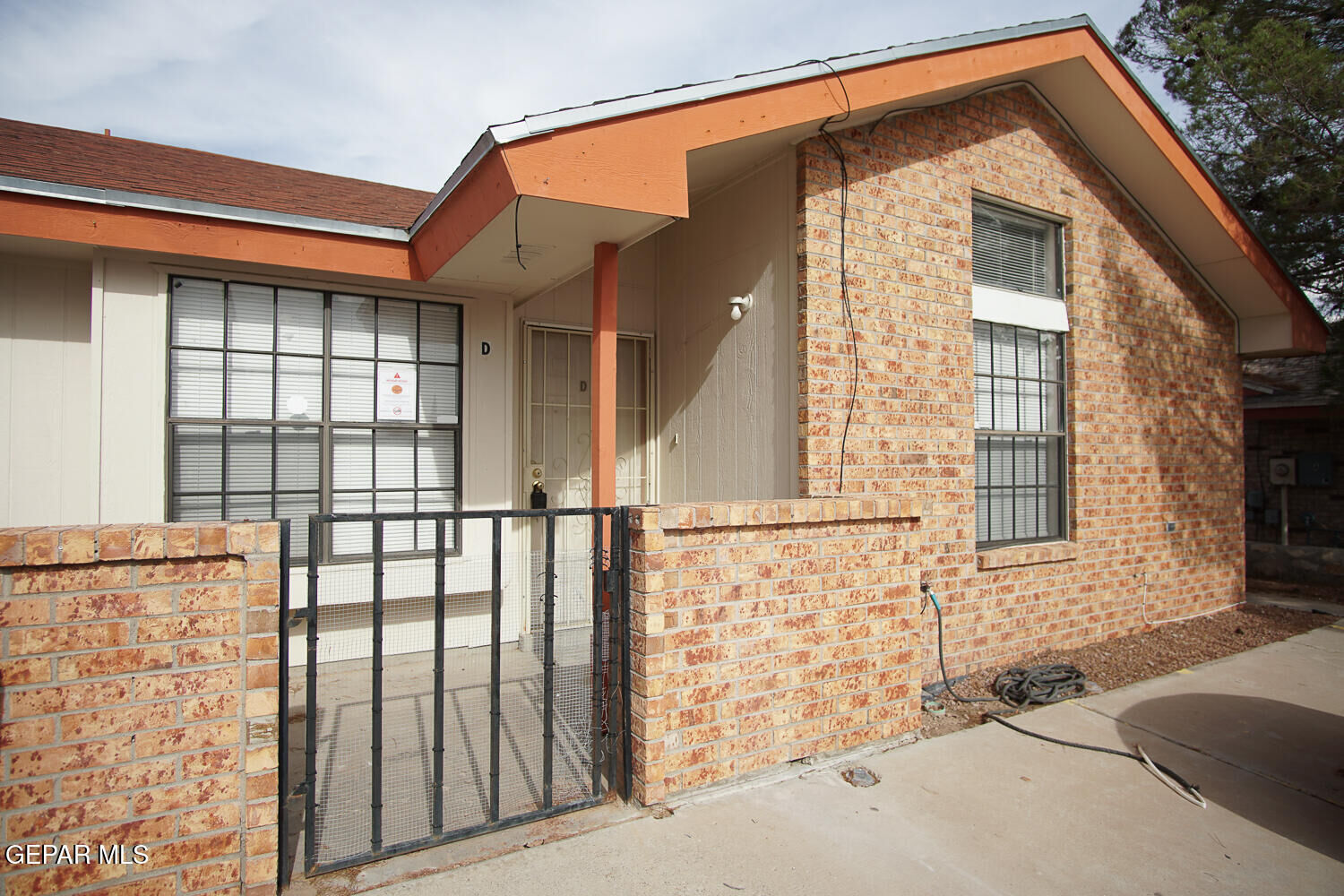 Property Photo: 1376 Trudy Elaine Drive D TX 79936