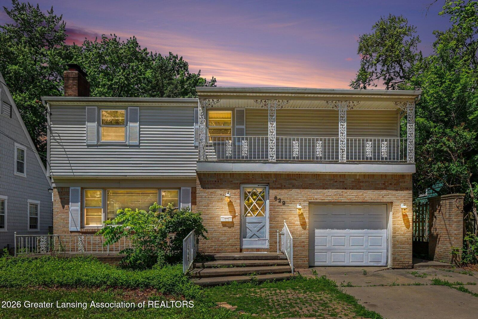 Property Photo:  629 Lasalle Boulevard  MI 48912 