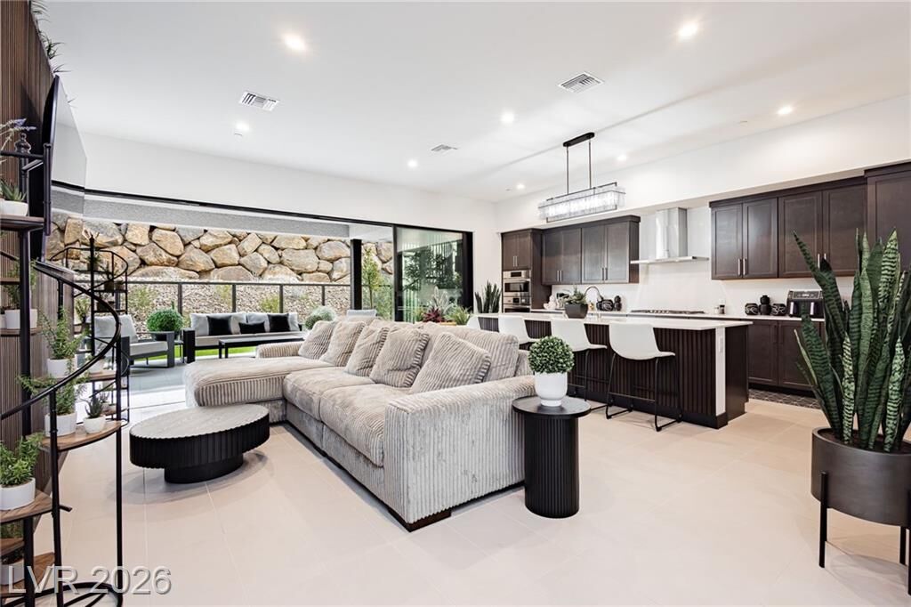 Property Photo:  13 Promenade Isle Lane  NV 89011 