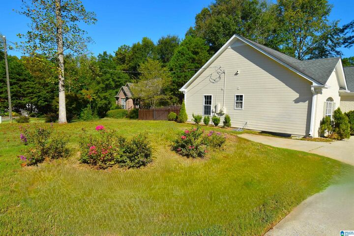 Property Photo:  749 Shelby Forest Trail  AL 35043 