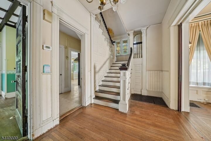 Property Photo:  279 Scotland Rd  NJ 07079 