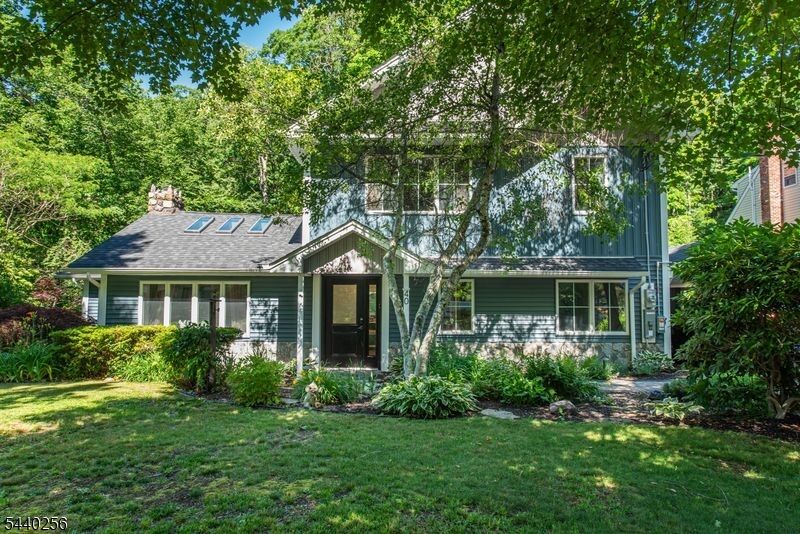 Property Photo:  40 Hancock Dr  NJ 07480 