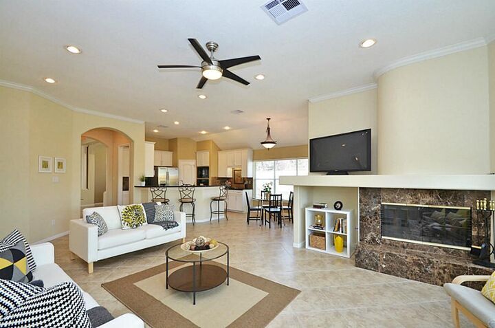 Property Photo:  1103 Parkhaven Lane  TX 77077 