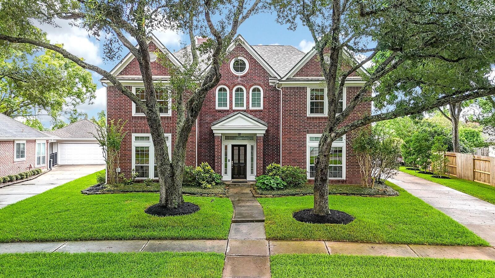 Property Photo:  4806 Kirkwall Drive  TX 77479 