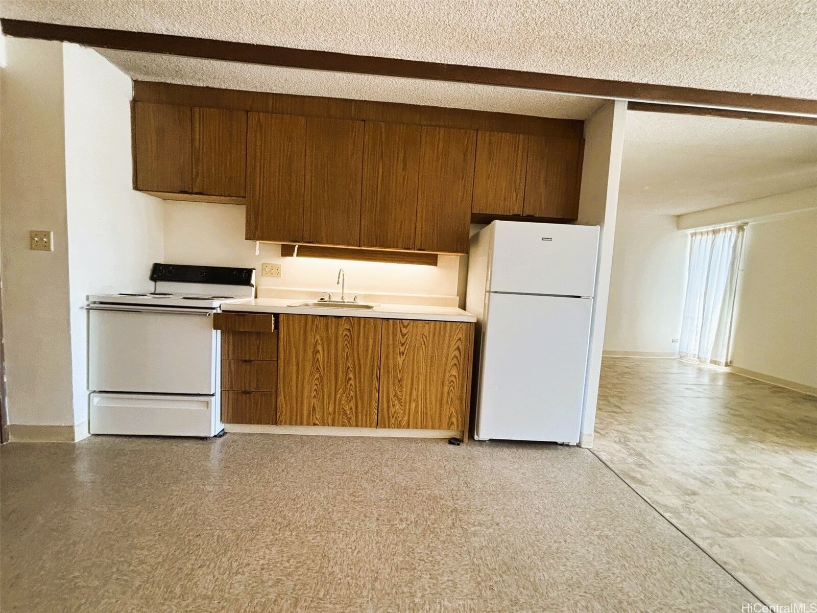 Property Photo:  1655 Makaloa Street 803  HI 96814 