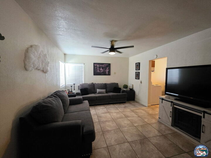 Property Photo:  525 Tangerine Dr  CA 92243 