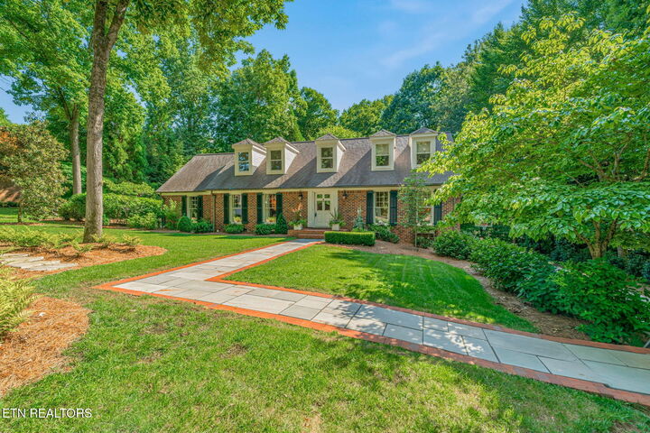 Property Photo: 5304 Hickory Hollow Rd TN 37919