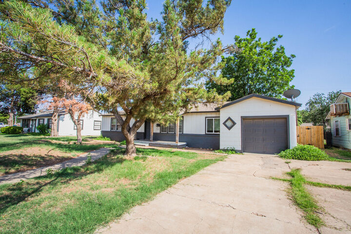 Property Photo: 3803 35th Street TX 79413