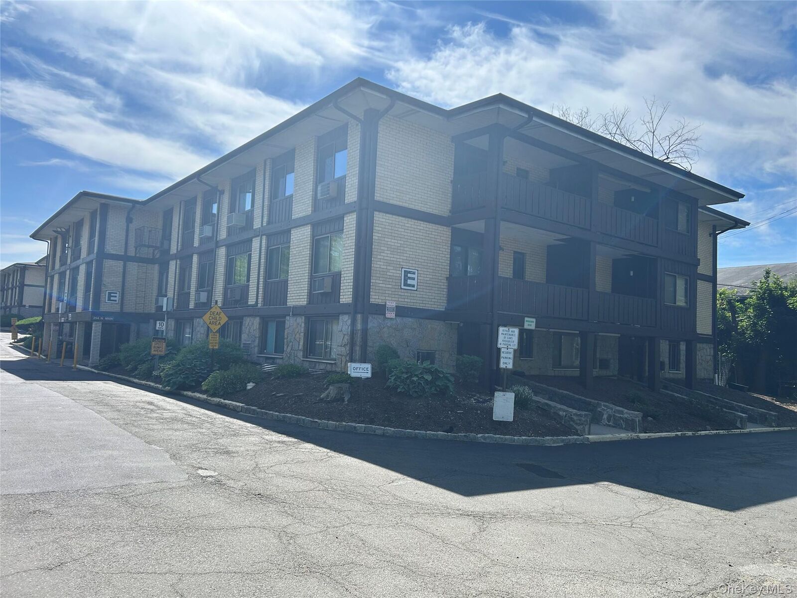 Property Photo:  254 N.main Street E-4  NY 10977 
