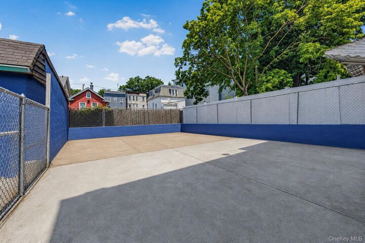 Property Photo:  123 Oliver Avenue  NY 10701 