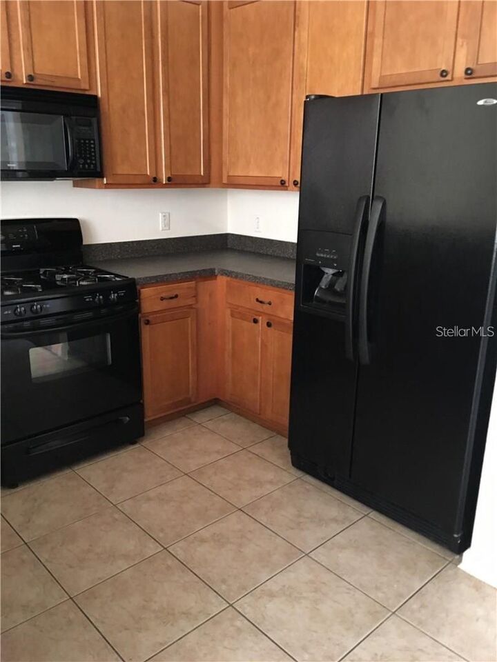 Property Photo: 804 Carlyle Lane FL 32724