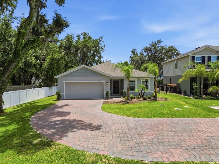 Property Photo: 3060 Royal Street FL 33884