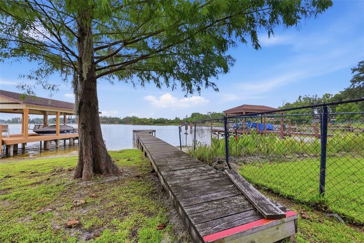 Property Photo:  5409 Stratemeyer Drive  FL 32839 
