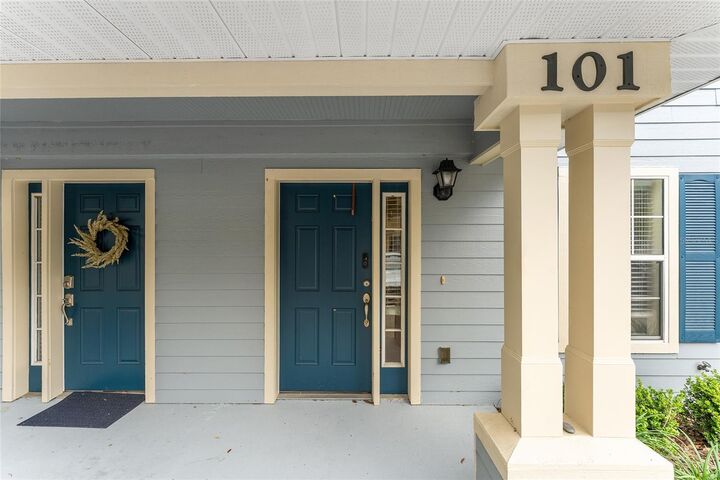 Property Photo:  2980 SW 35th Place 101  FL 32608 