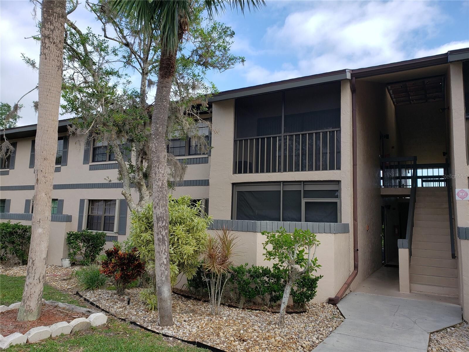 Property Photo: 19505 Quesada Oo103 FL 33948