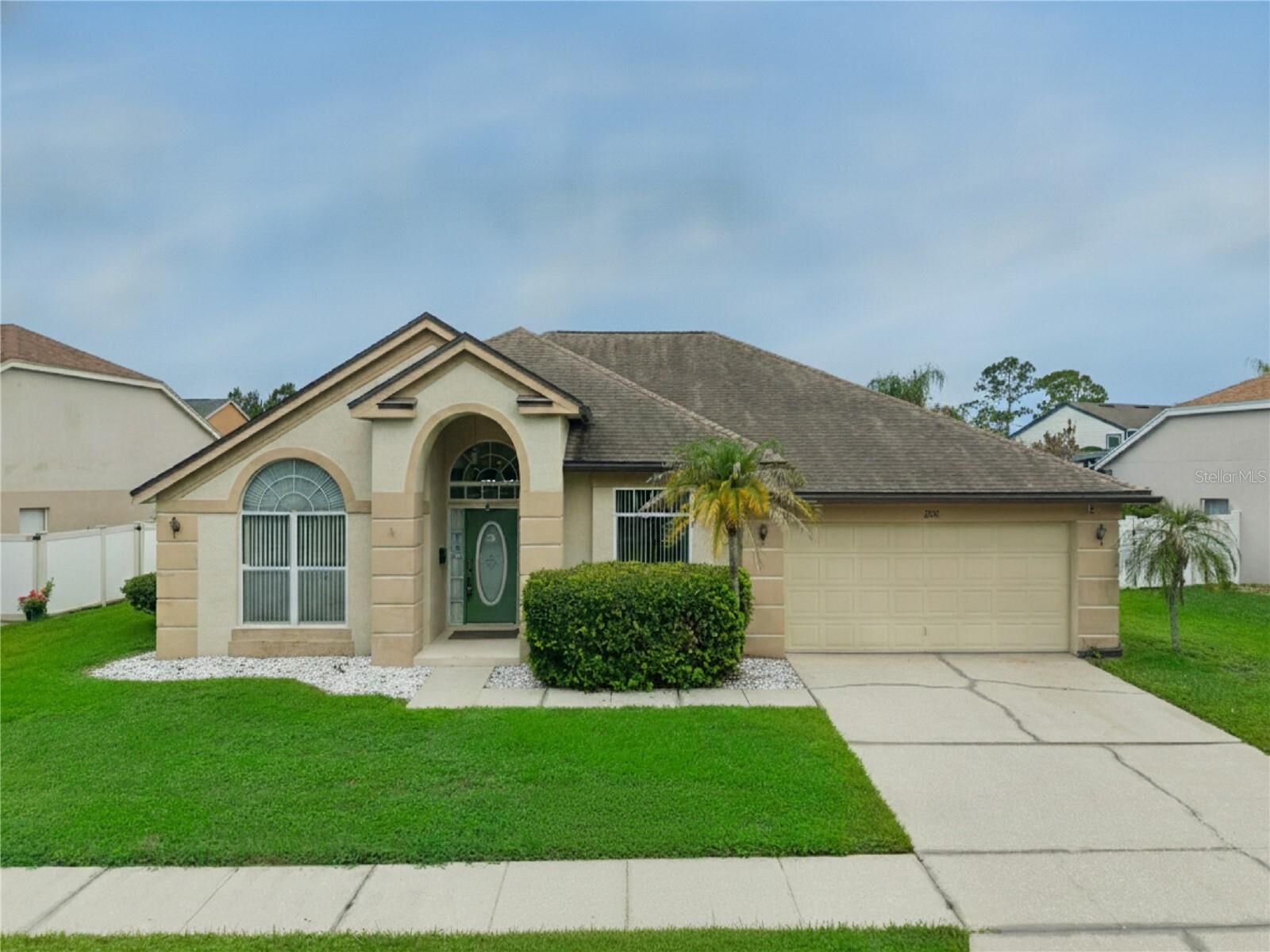 Property Photo:  2818 Hoffman Drive  FL 32837 