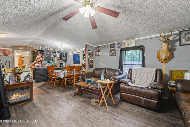 Property Photo:  190E Burnis Havard Road  MS 39573 