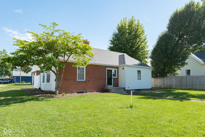 Property Photo: 1100 S A Street IN 46036