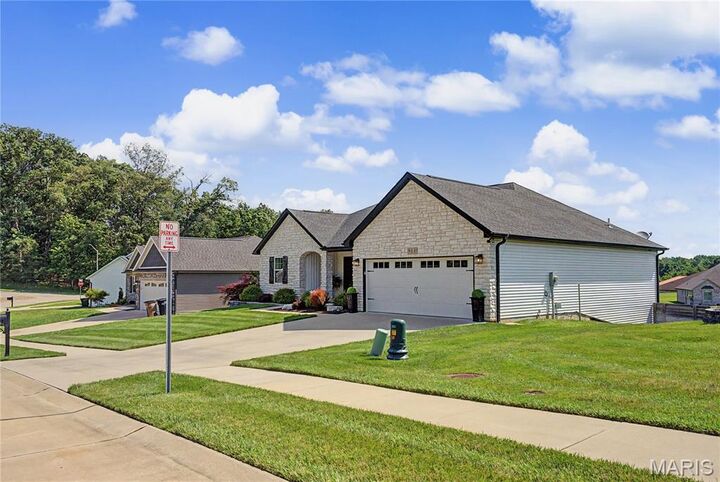 Property Photo:  968 Lochinvar Lane  MO 63701 