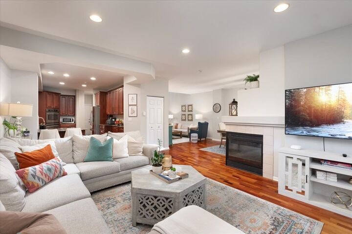 Property Photo: 908 Winners Cup Court IL 60564
