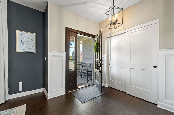 Property Photo:  149 Cranbrook Lane  IL 60047 
