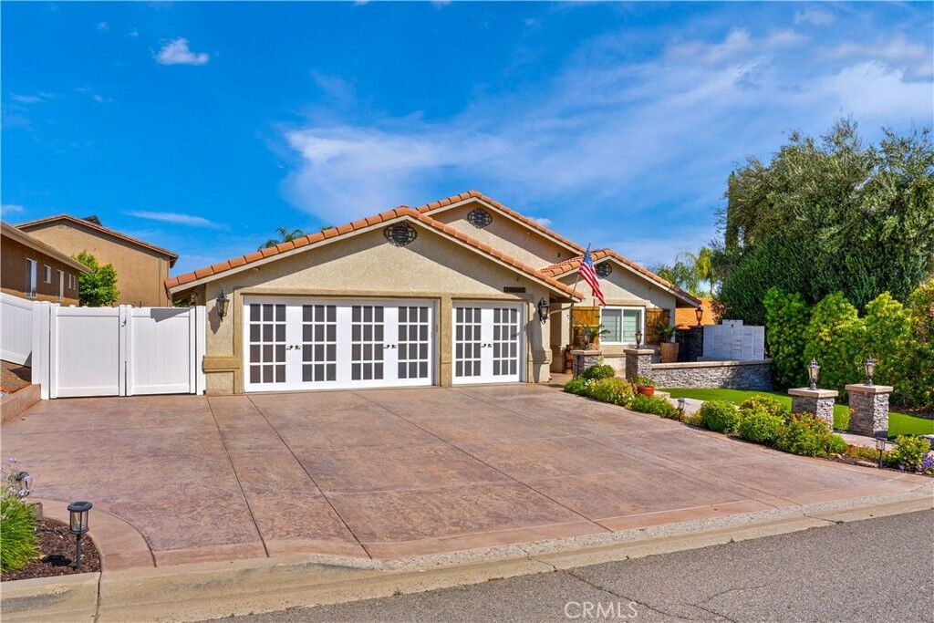 Property Photo:  23122 Continental  CA 92587 