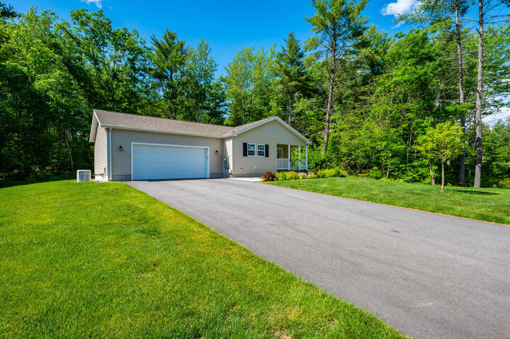 Property Photo: 9 Wiscasset Street ME 03901