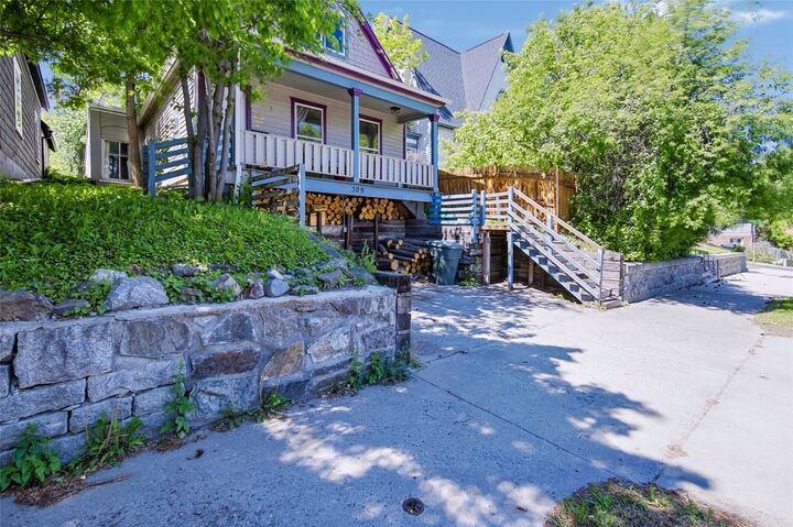 Property Photo: 309 E Broadway Street MT 59601
