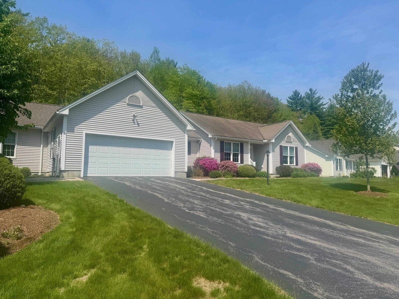 Property Photo: 3 Mountain View Court NH 03431