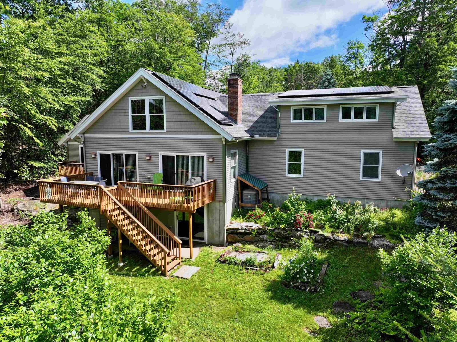 Property Photo: 112 Pondview Road NH 03281