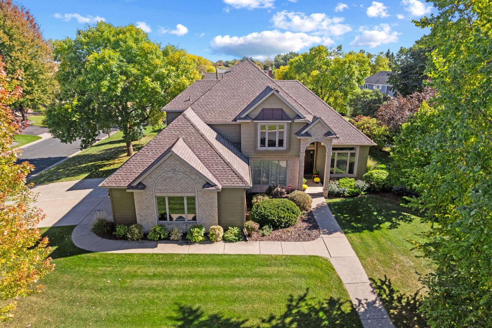 Property Photo:  8048 Ranchview Lane N  MN 55311 